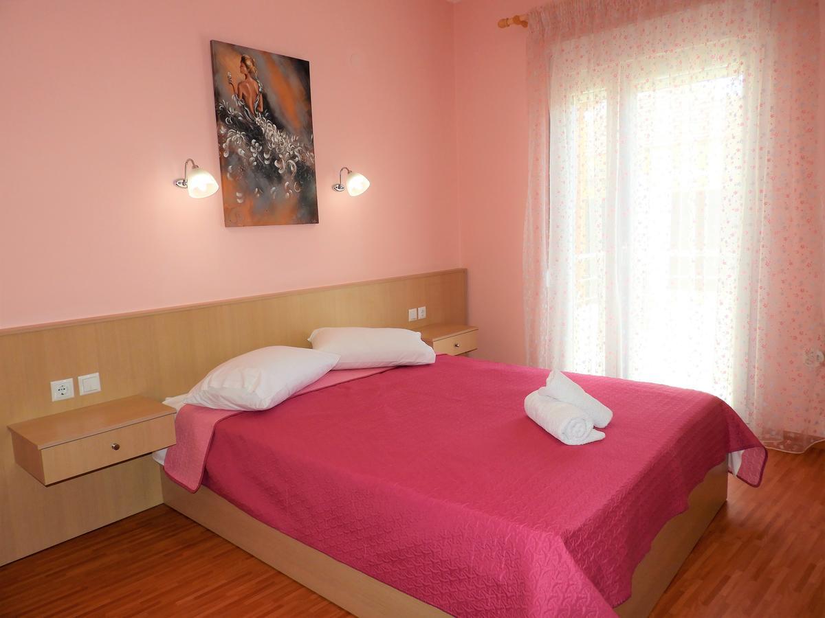 Apartment Christos Limenaria Buitenkant foto