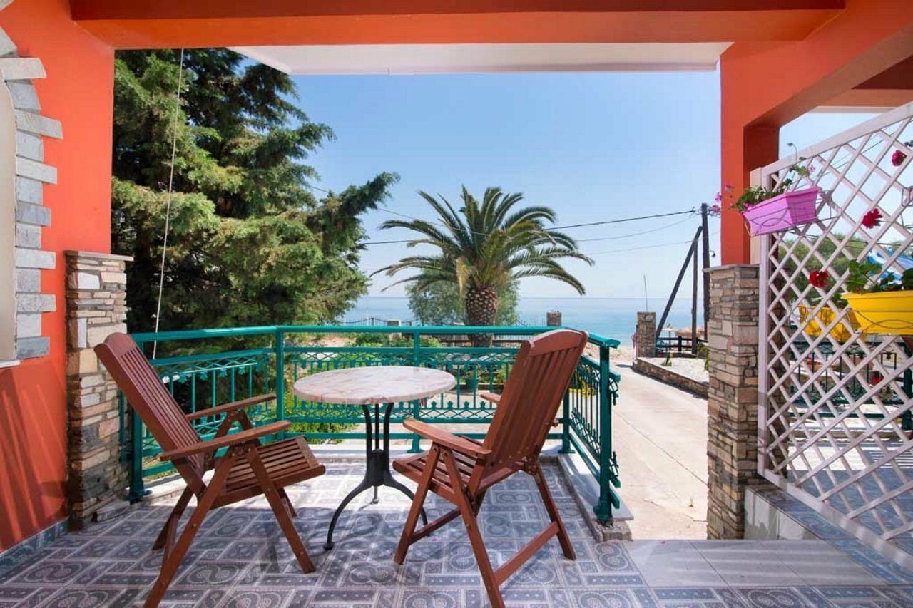Apartment Christos Limenaria Buitenkant foto